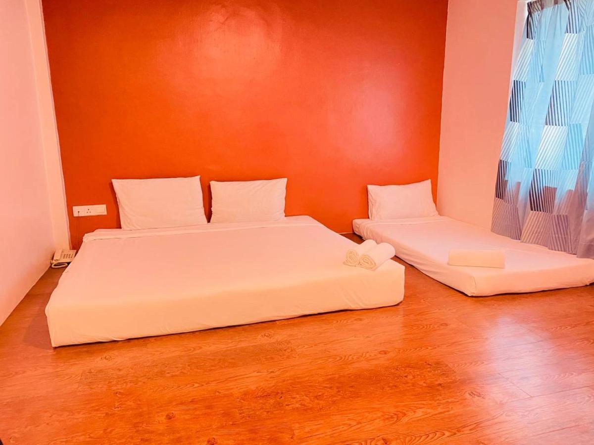Orange Hotel Segamat Exterior photo