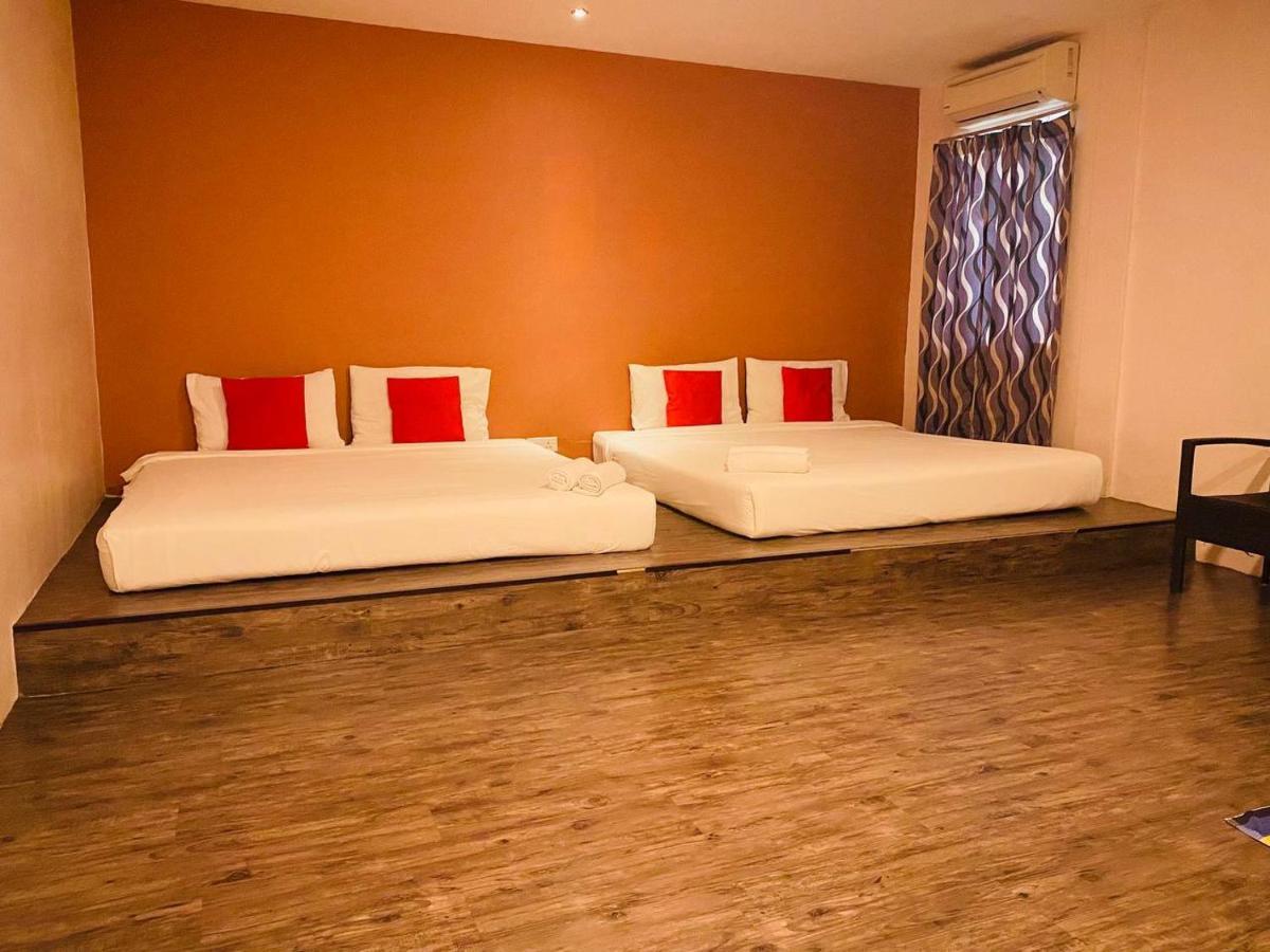 Orange Hotel Segamat Exterior photo