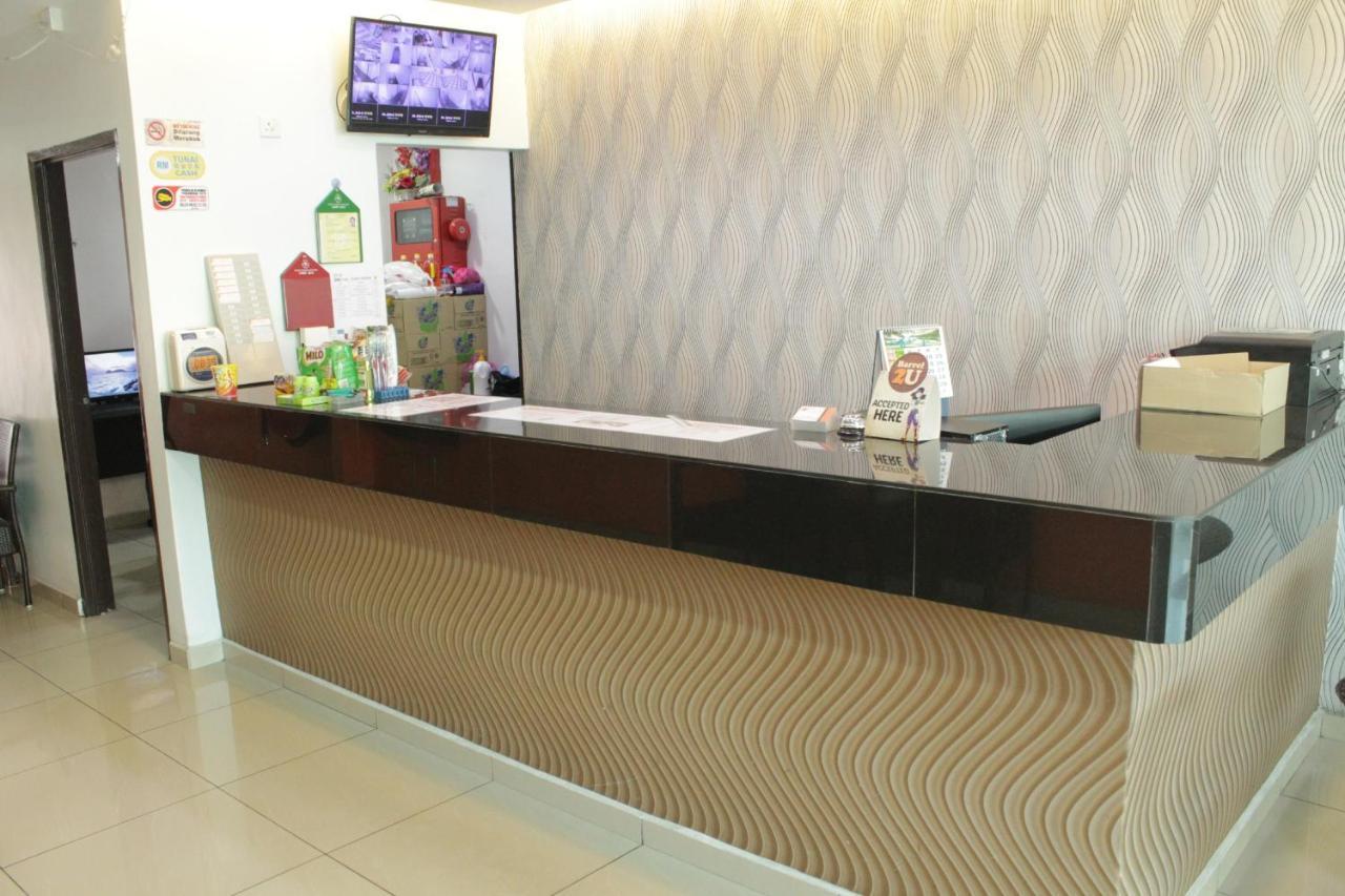 Orange Hotel Segamat Exterior photo