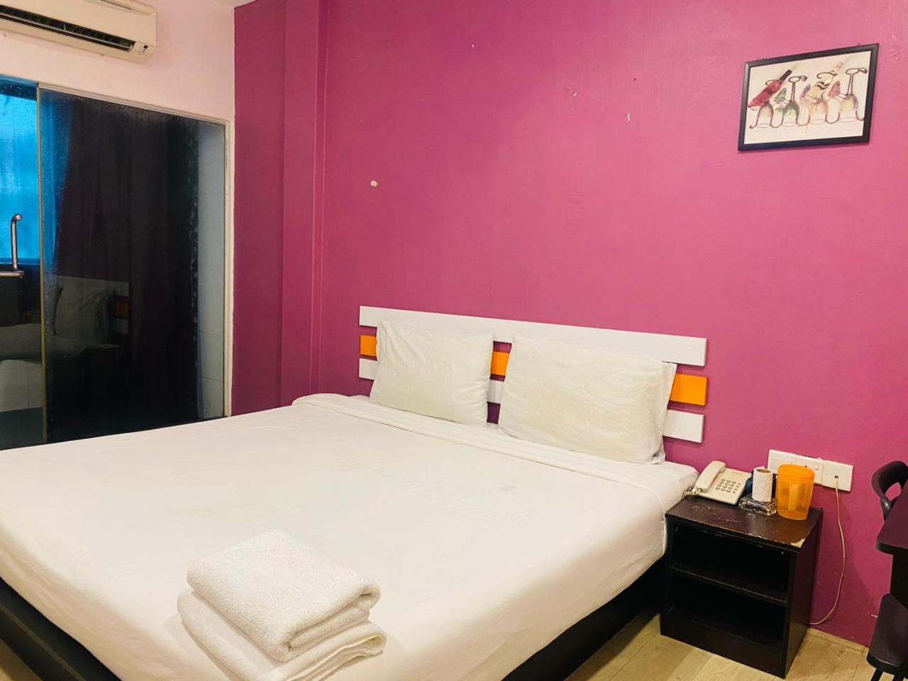 Orange Hotel Segamat Exterior photo